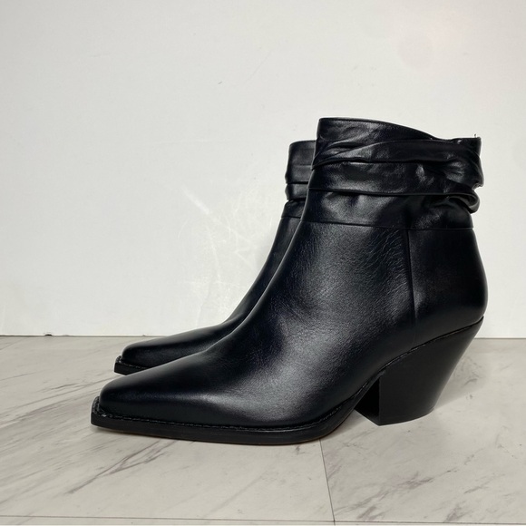 Vince Camuto Nerlinji Black Leather Bootie 7M - Picture 15 of 15